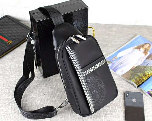 Picture of Versace Mens Bags _SKUfw90825341fw